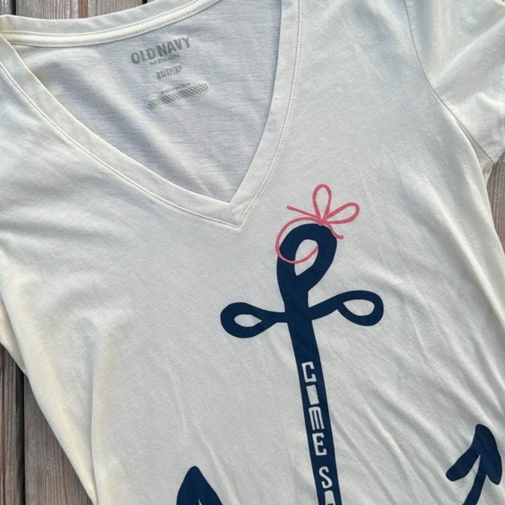 See Me Sail Away Anchor Graphic Tee